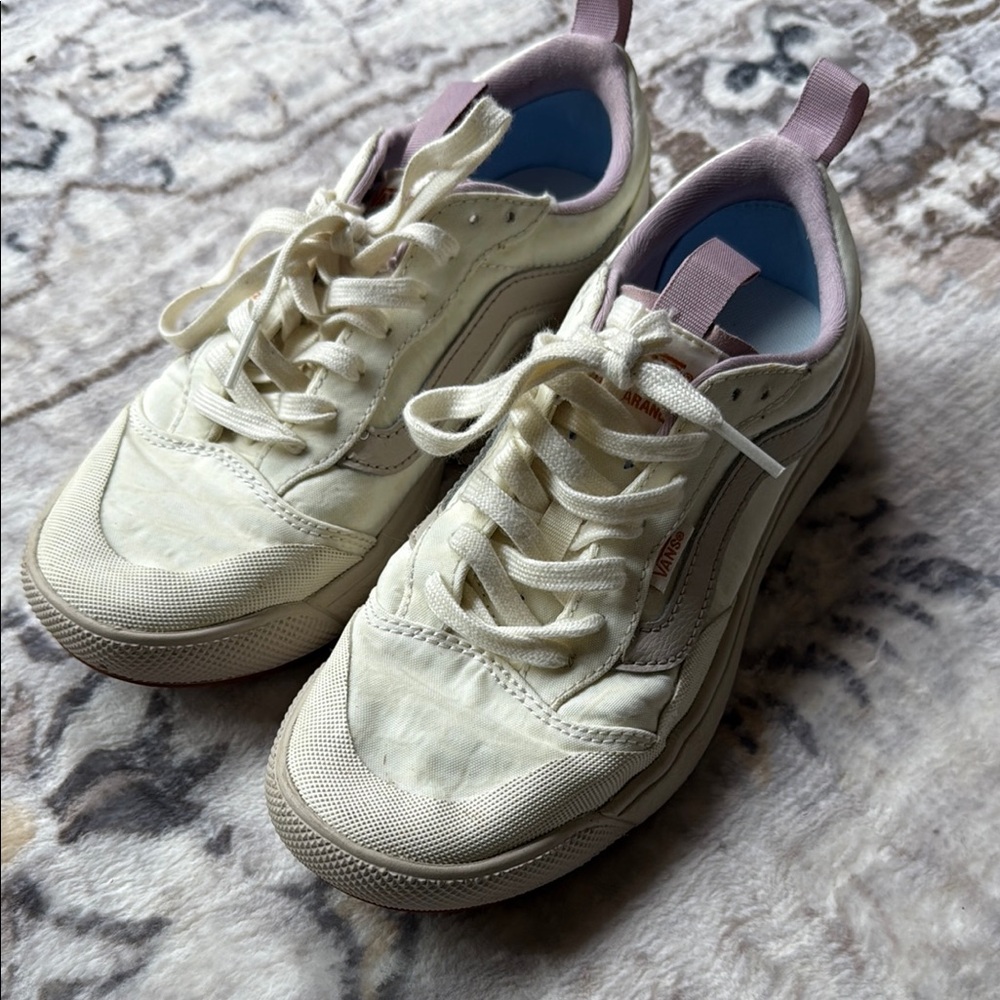 Vans Women's Cream and Lilac Sneakers